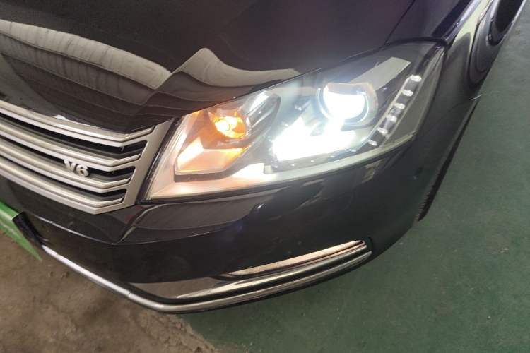 Used Volkswagen Magotan 2012 3.0 FSI Flagship Edition
