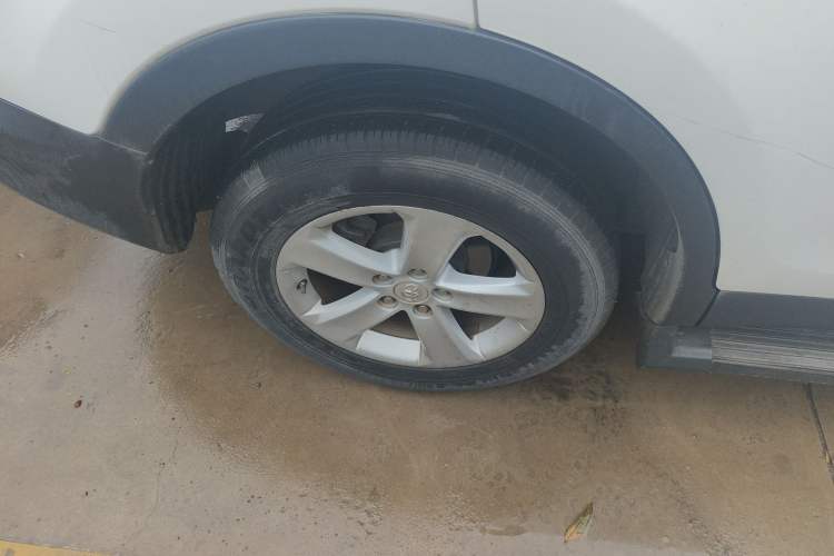 Used Toyota RAV4 2013 2.5L Automatic 4x4 Elite Edition