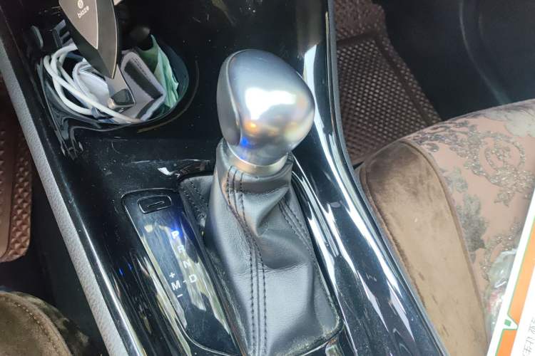 Used Toyota C-HR 2018 2.0L Leading with Sunroof China V Standard
