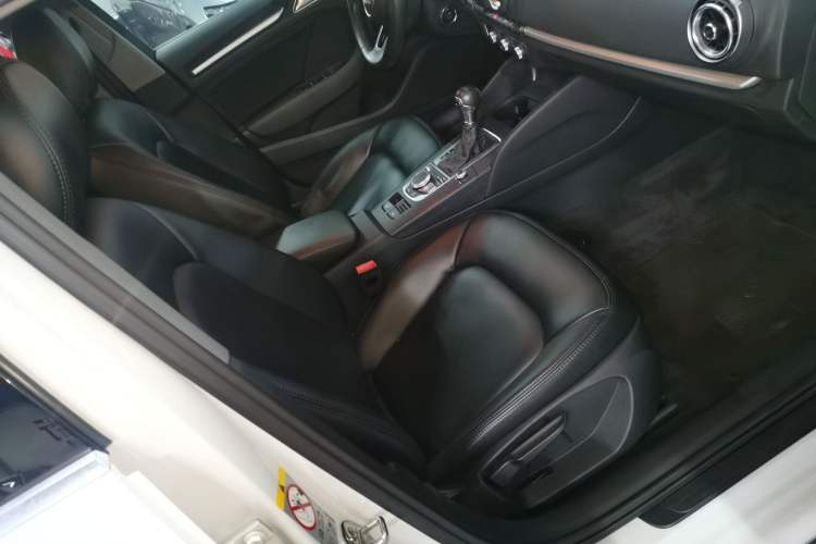 Used Audi A3 2018 30th Anniversary Edition Limousine 35 TFSI Ambition Model
