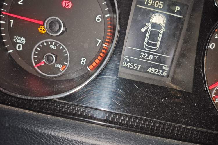 Used Volkswagen Magotan 2013 1.8TSI Luxury Model
