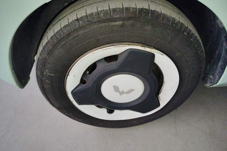 Used Wuling Hongguang MINIEV 2021 Macaron Premium Model – Lithium Iron Phosphate