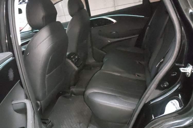 Used  Lingyun 2024 400T Two-Wheel-Drive King Edition
