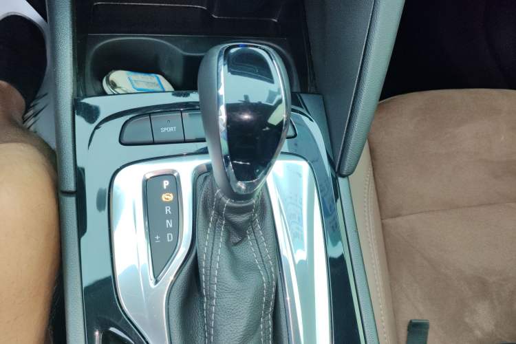 Used Buick Regal 2019 20T Elite Version China VI Standard
