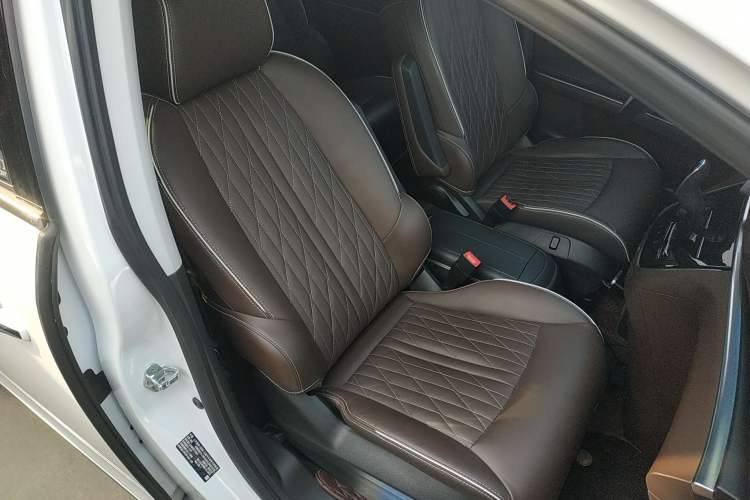 Used Buick GL8 2022 Land Business Class 652T Luxury Model