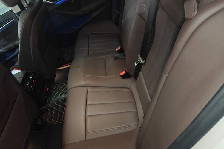 Used BMW 5 Series 2020 525Li Luxury Package
