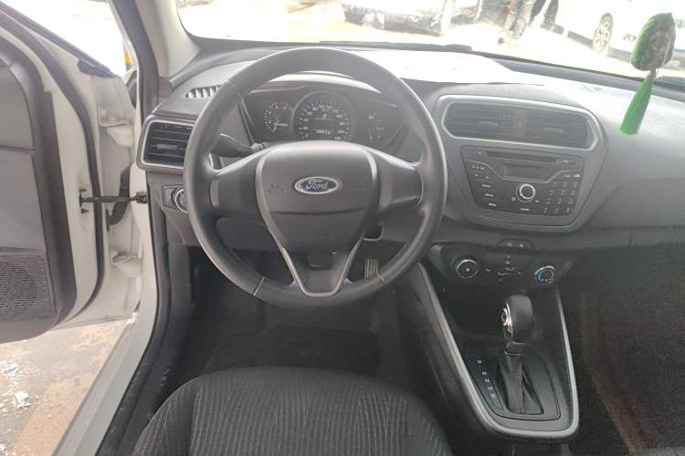 Used Ford Escort 2019 Revised 1.5L Automatic ZhiXiang Version (Tire Pressure Monitoring) China VI Standard