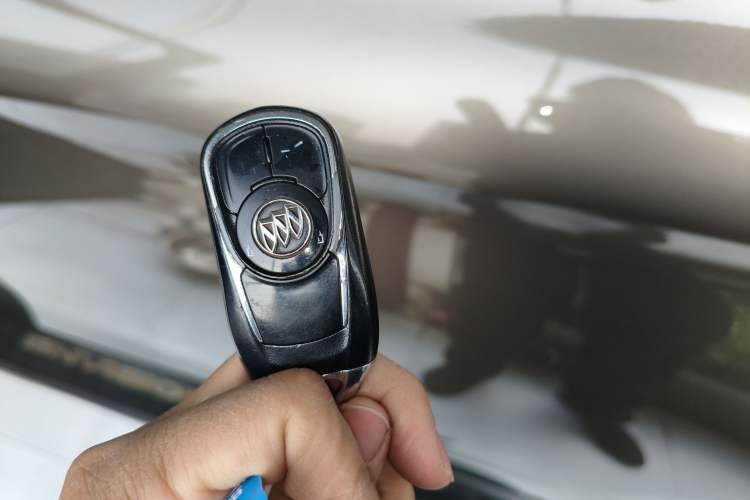 Used Buick Envision 2017 28T Four-Wheel Drive Elite Model
