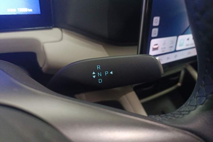 Used BYD Yuan UP 2025 Intelligent Driving Version 401 km Beyond-Range Edition
