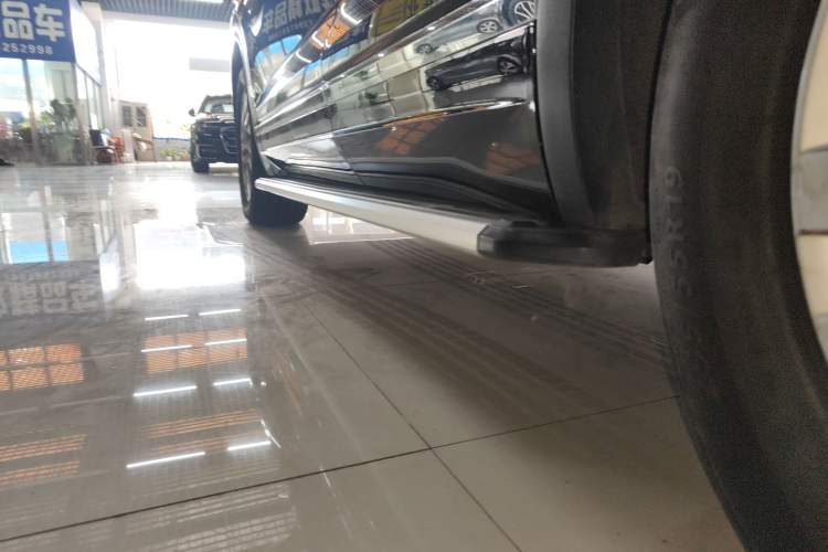 Used Volkswagen Touareg 2019 2.0 TSI Ruiyi Edition China V Standard
