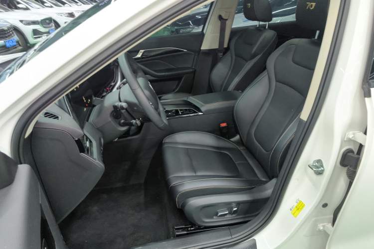 Used Bestune B70 2022 Third Generation 1.5T Automatic Enjoyment Version
