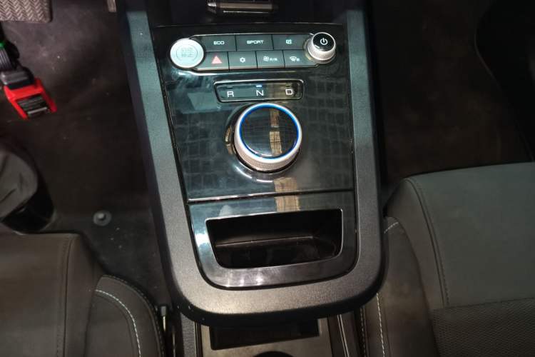 Used BYD e2 2019 Standard Range Version – Yue·Standard Model