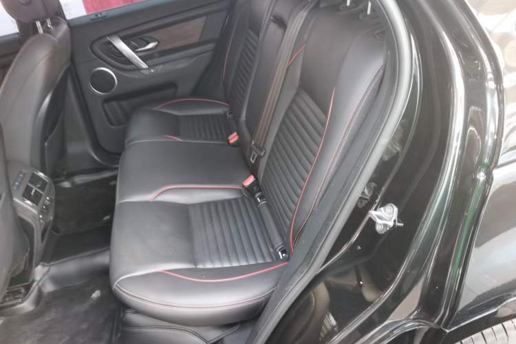 Used Land Rover Discovery Sport 2020 249 PS R-Dynamic Performance Edition
