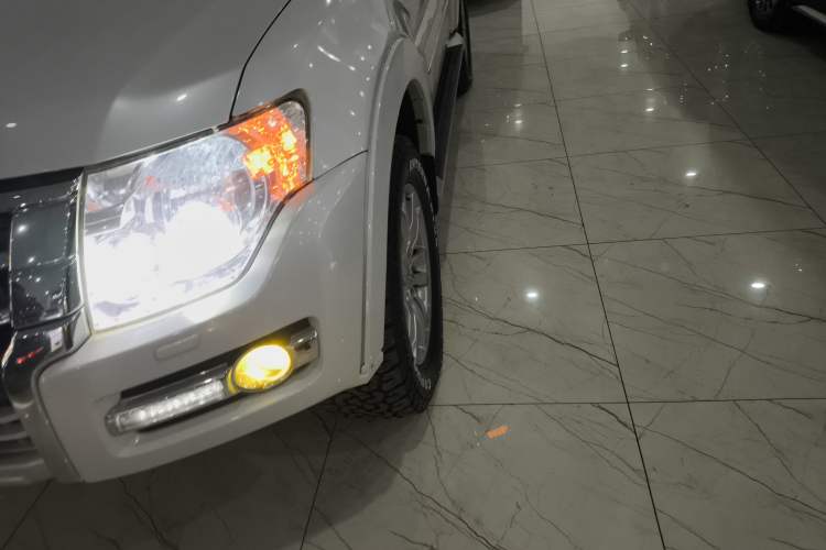 Used Mitsubishi Pajero 2019 V97 3.8L 5-Door GLS Middle East Edition