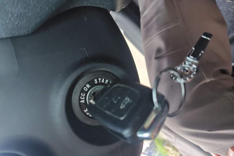 Used Hyundai Elantra 2016 1.6L Automatic Smart Version
