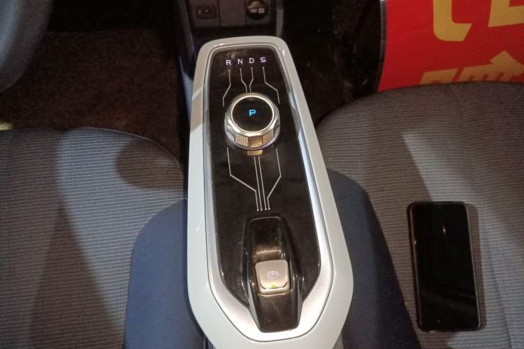 Used Oshan Benni E-Star 2022 Qingxin Edition Colorful Model Lithium Iron Phosphate