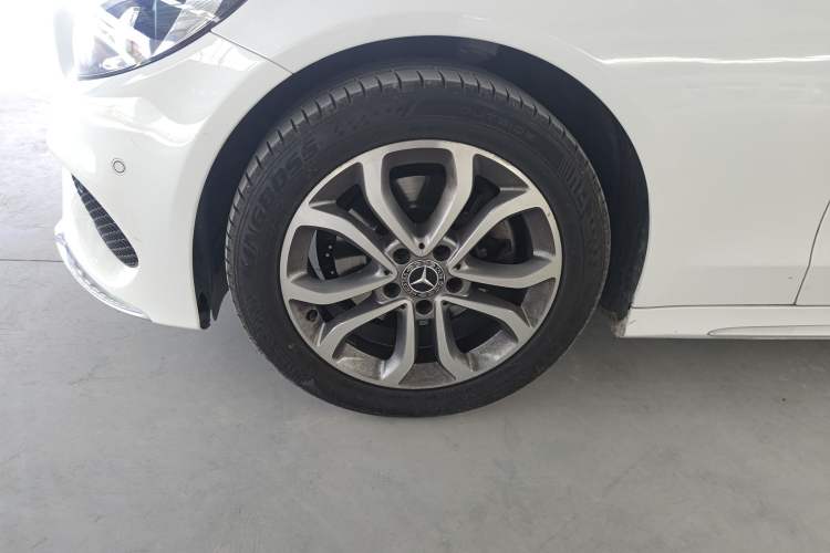 Used Mercedes-Benz C-Class 2017 Restyled C 180 L Fashion Edition Sport Version
