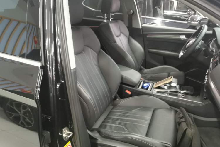 Used Audi Q5L 2022 45T Luxury Dynamic Model
