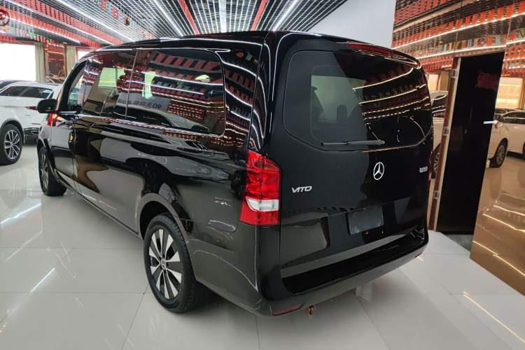 Used Mercedes-Benz Vito 2021 2.0T Elite Version 7 Seats
