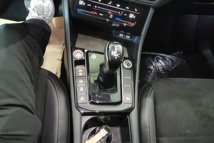 Used Volkswagen Sagitar 2021 280TSI DSG Excellence Edition
