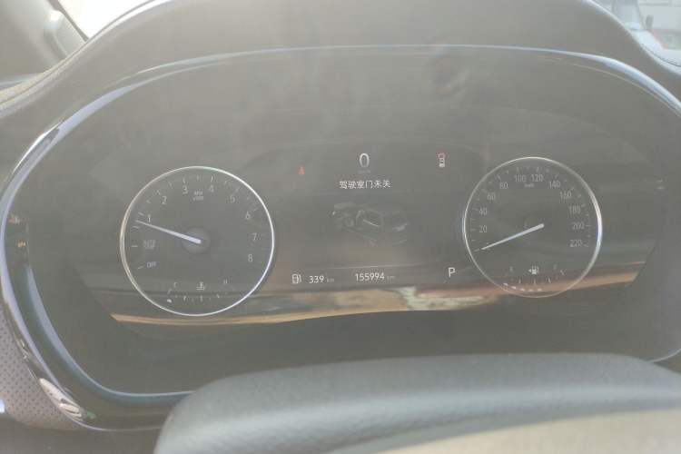 Used Buick GL8 2021 Land Cruiser Executive 652T Premium Model
