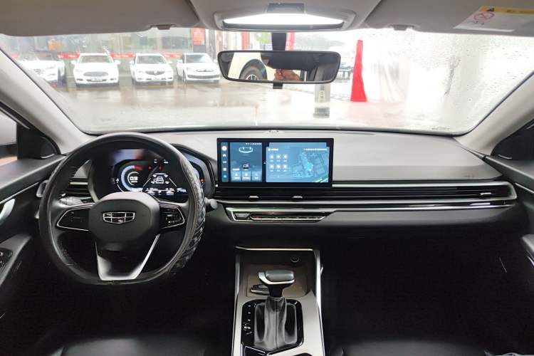 Used Geely Auto Emgrand 2023 4th Generation Champion Edition 1.5L CVT Prestige Model