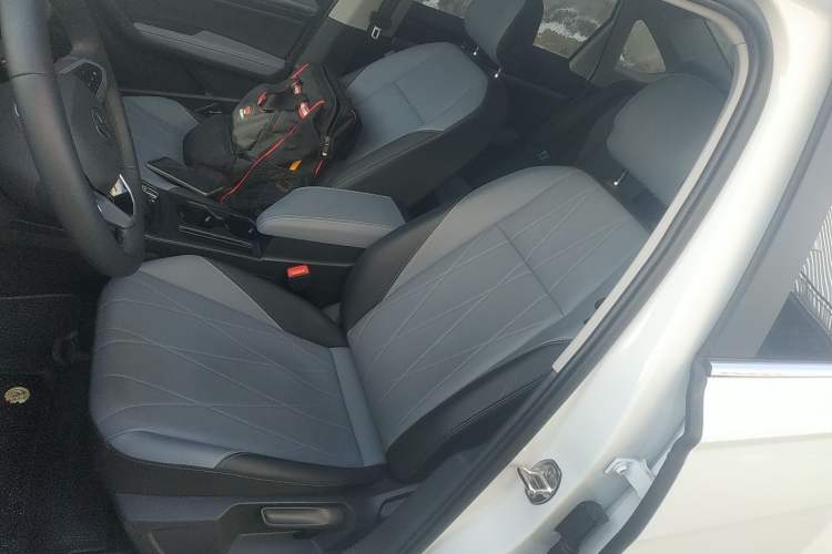 Used Volkswagen Lavida 2024 1.5L Automatic 5 Million Edition
