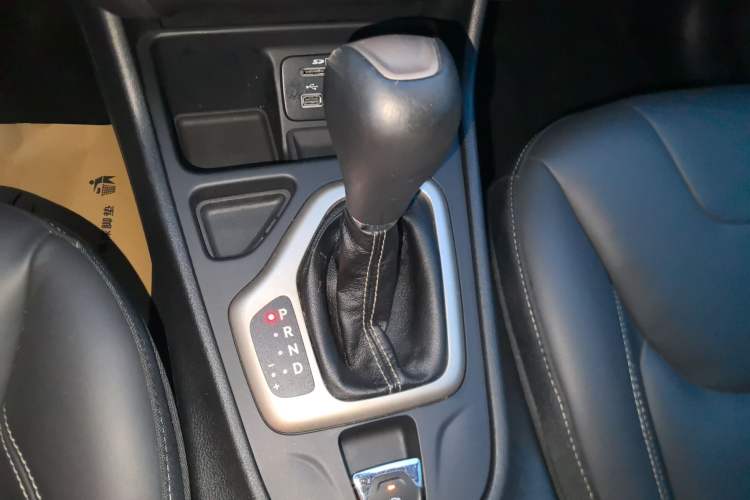 Used  Cherokee 2016 2.0L Superior Edition
