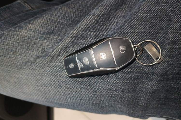 Used BYD Yuan UP 2025 Intelligent Driving Version 401 km Leading Edition