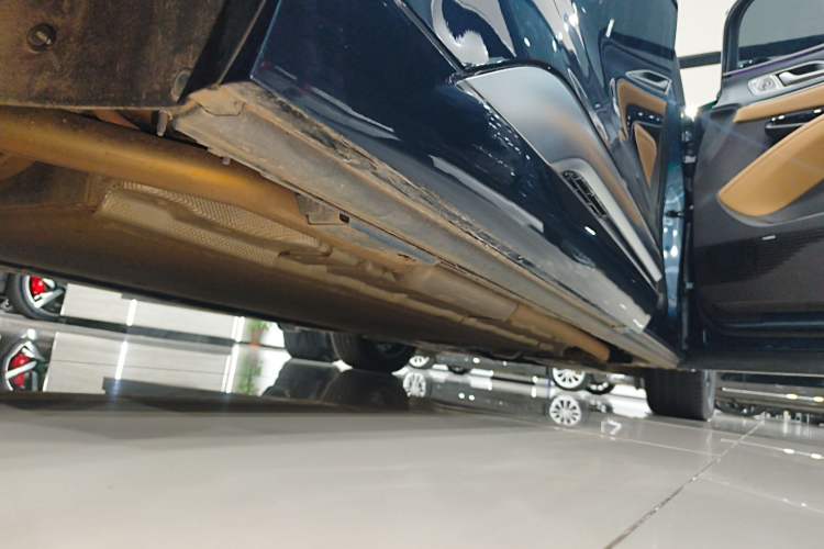 Used Denza D9 2024 DM-i 980 Four-Wheel Drive Prestige Model
