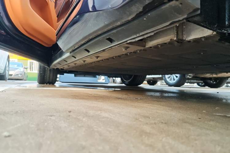 Used  eπ008 2025 636Max All-Electric 5-Seater
