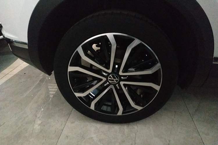 Used Volkswagen T-ROC 2022 280TSI DSG Two-Wheel Drive Elite PLUS
