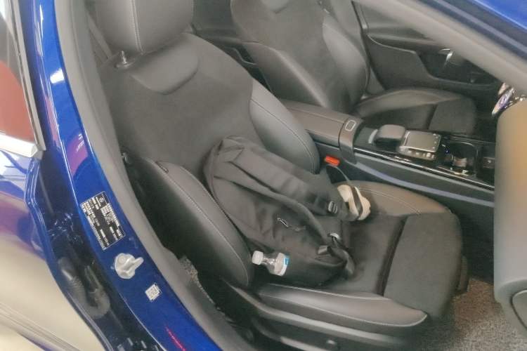 Used Mercedes-Benz A-Class 2021 A 200 L Sport Sedan Fashion Model