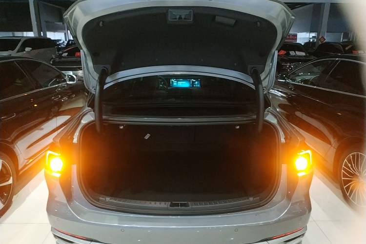 Used Ford Mondeo 2023 EcoBoost 245 Luxury Model
