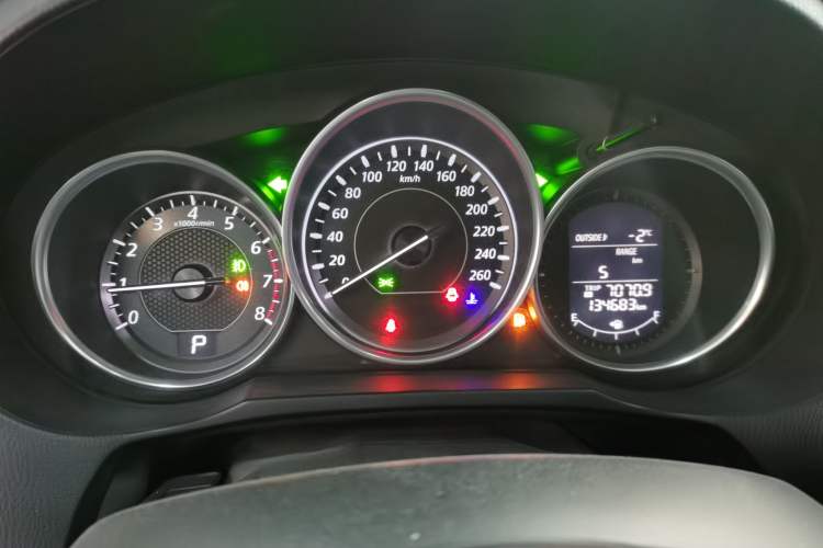 Used Mazda Atenza 2015 2.5L Blue Sky Sport Edition
