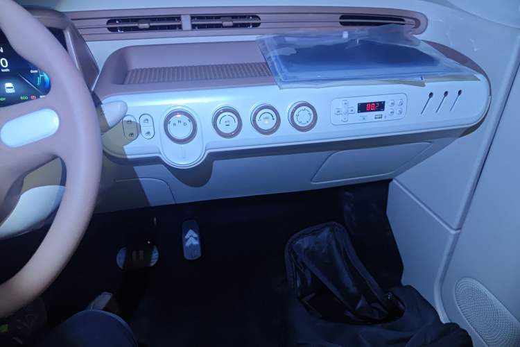 Used Bestune Pony 2026 Model 222km Shining Horse