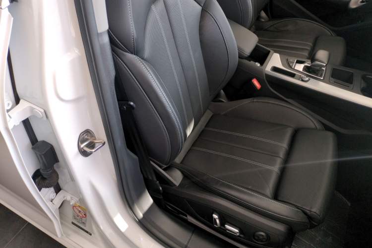 Used Audi A4L 2024 40 TFSI Fashion Dynamic Model
