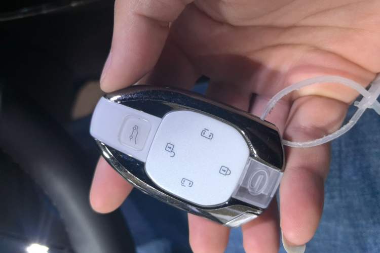 Used GAC Trumpchi M8 2023 Zongshi Series Dual-Motor Supreme Edition