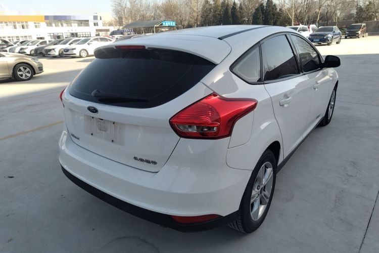 Used Ford Focus 2018 Hatchback Classic 1.6L Automatic Comfort Plus SmartDrive Edition

