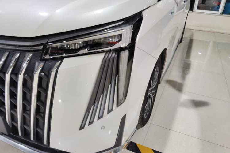 Used GAC Trumpchi M8 2024 Master Series 400T Ultimate Edition
