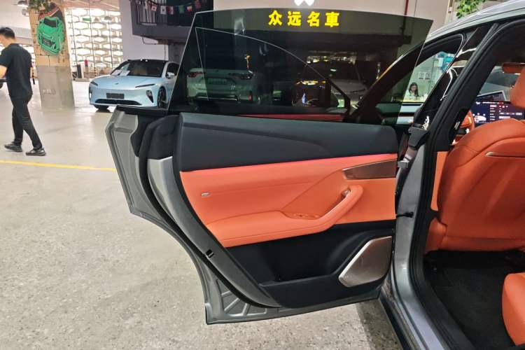 Used ONVO L60 2024 60 kWh Rear-Drive Version
