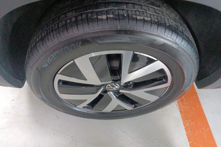 Used Volkswagen Tayron 2024 300TSI Two-Wheel-Drive Luxury Plus Advanced Version
