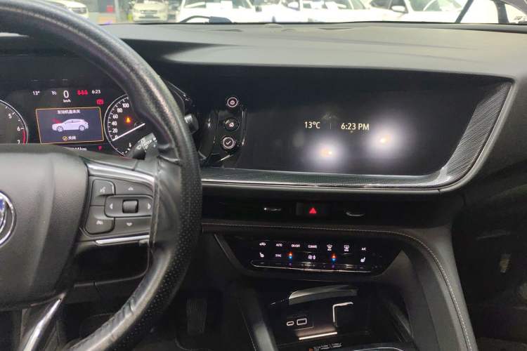 Used Buick Envision 2022 Facelift Encore S 552T Two-Wheel-Drive Luxury Model
