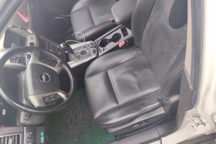 Used Chevrolet Captiva 2014 2.4L 4x4 Flagship Edition 7 Seats