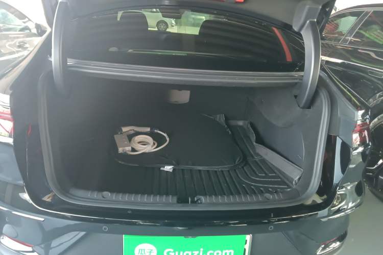 Used BYD Han 2025 DM-i 125KM Prestige Model
