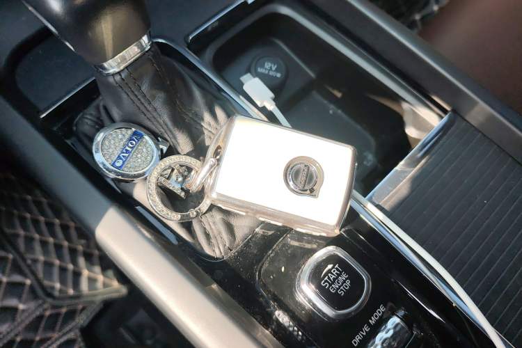 Used Volvo XC60 2020 T5 4x4 Zhiyi Luxury Edition