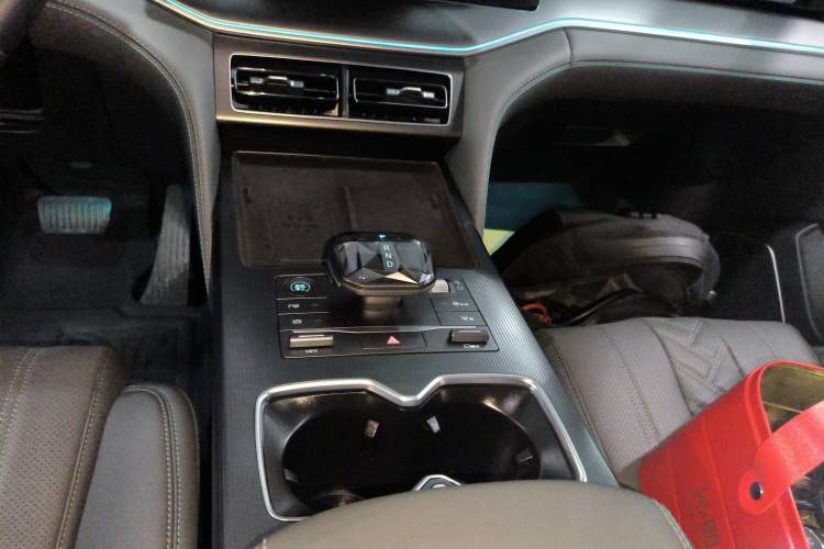 Used BYD Song L DM-i 2025 Intelligent Driving Version 160 km Beyond-Range Type