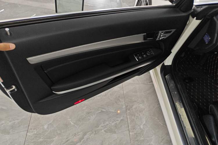 Used Mercedes-Benz E-Class 2014 E 260 Coupe
