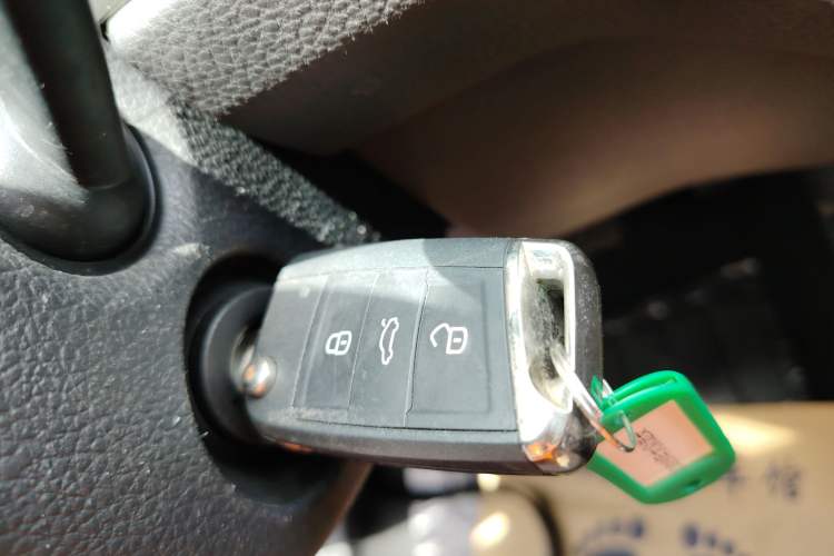 Used Volkswagen Touran 2018 Volkswagen Touran L 280TSI DSG Comfort Edition 7 Seats China V Emission Standard
