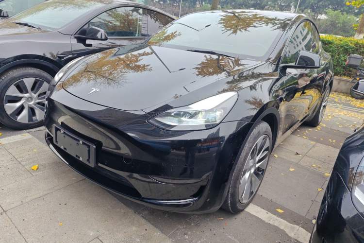 Used Tesla Model Y 2022 Rear-Wheel-Drive Version